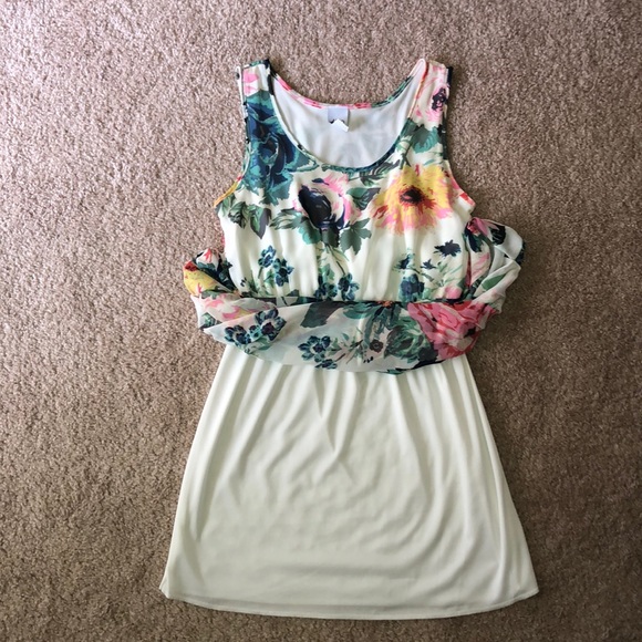 Bella Ella Boutique Floral Maxi Dress - Picture 4 of 5